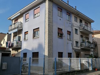 Trilocale in Vendita a Lecco, 110'000€, 80 m²
