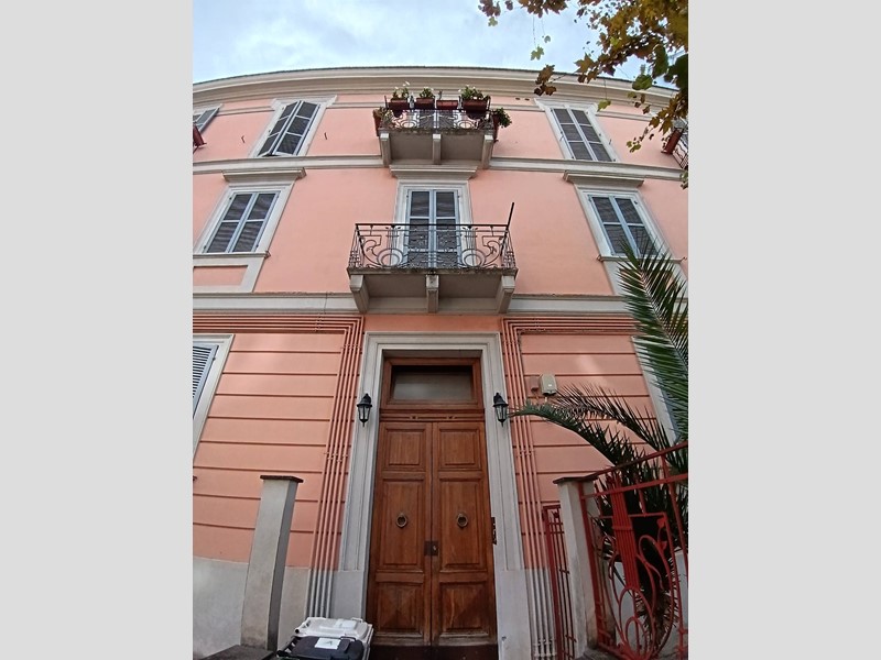 Appartamento in Vendita a Chieti, 143'000&euro;, 130 m²
