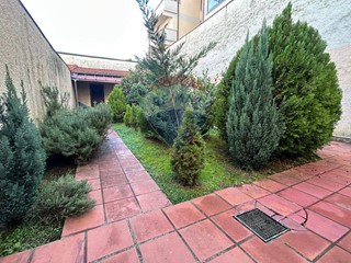 Casa Indipendente in Vendita a Viareggio, 550'000&euro;, 189 m²