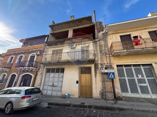 Casa Indipendente in Vendita a Scordia, 145'000&euro;, 200 m²