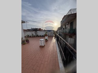 Bilocale in Vendita a Aci Castello, 110'000€, 52 m²