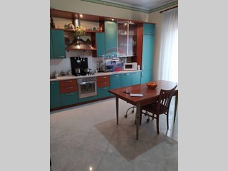 Appartamento in Vendita a Paternò, 69'000€, 100 m², con Box