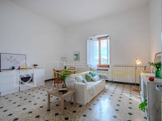 Appartamento in Vendita a Firenze, 355'000€, 143 m²