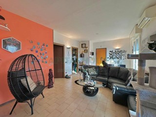 Quadrilocale in Vendita a Bologna, 269'000&euro;, 100 m²