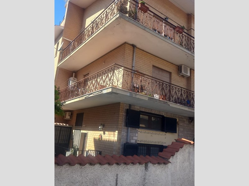 Bilocale in Vendita a Mentana, zona Mentana , 225'000€, 70 m²