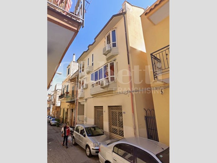 Trilocale in Vendita a Bagheria, 69'000&euro;, 88 m²