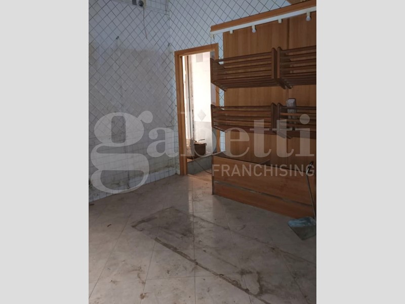 Negozio in Vendita a Portici, 69'000&euro;, 38 m²