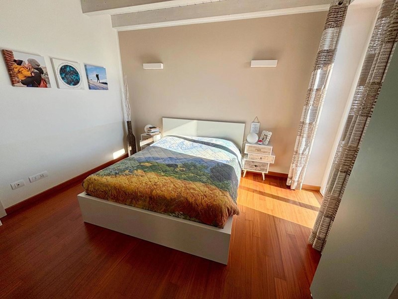 Casa Indipendente in Vendita a Casorezzo, 318'000&euro;, 160 m²