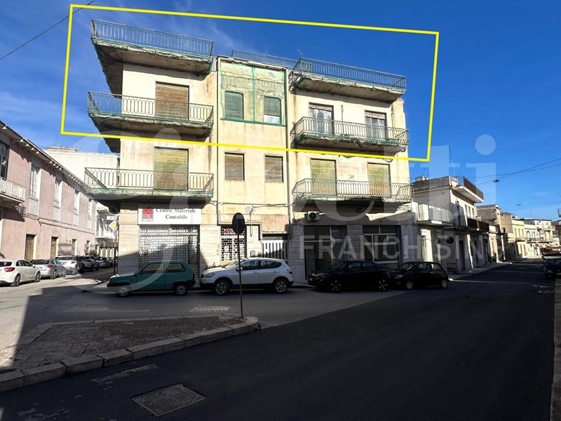 Appartamento in Vendita a Avola, 210'000&euro;, 297 m²