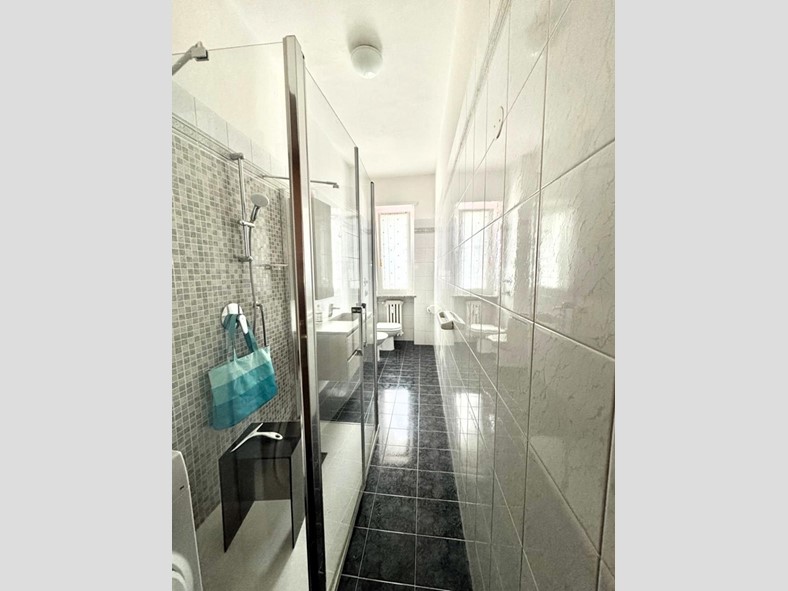 Trilocale in Vendita a Rivoli, 119'000&euro;, 90 m²