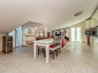 Attico in Vendita a Mugnano di Napoli, 145'000&euro;, 105 m²