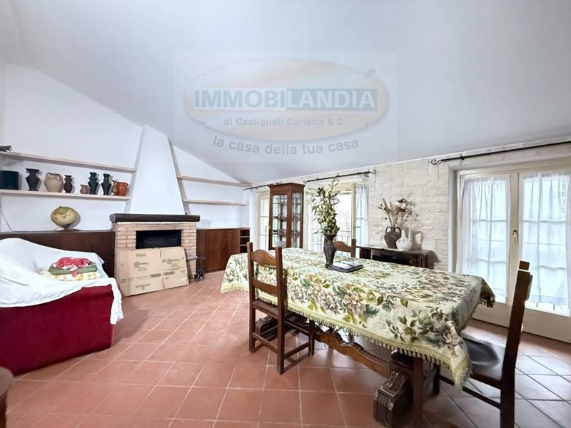 Trilocale in Vendita a Comazzo, 129'000€, 100 m²