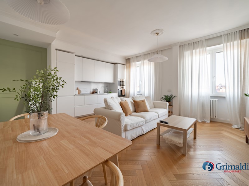 Trilocale in Affitto a Milano, 1'500€, 80 m², arredato