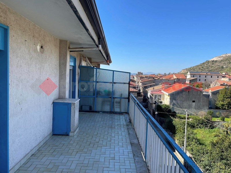 Quadrilocale in Affitto a Vitulazio, 400&euro;, 120 m²