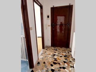 Quadrilocale in Vendita a Imperia, zona Porto Maurizio, 162'000€, 80 m²