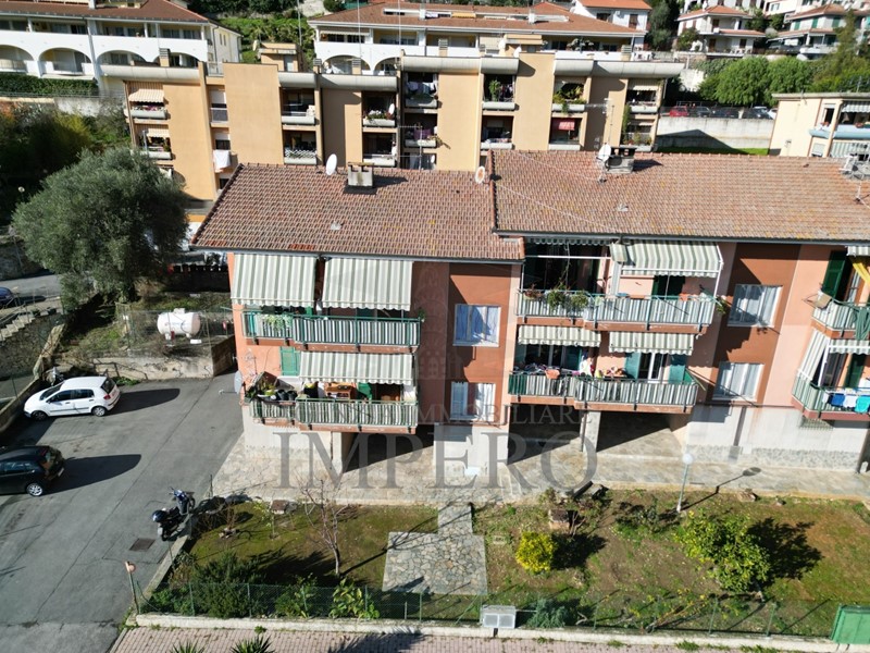 Trilocale in Vendita a Camporosso, 239'000&euro;, 83 m²