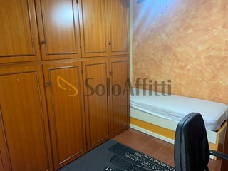 Stanza in Affitto a Modena, 240&euro;, 89 m²