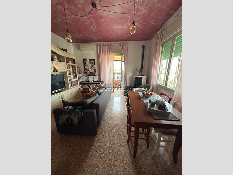 Appartamento in Vendita a Noventa Vicentina, 138'000&euro;, 120 m², con Box