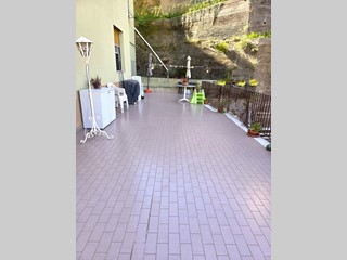 Appartamento in Vendita a Genova, zona Sestri Ponente, 136'000€, 90 m²