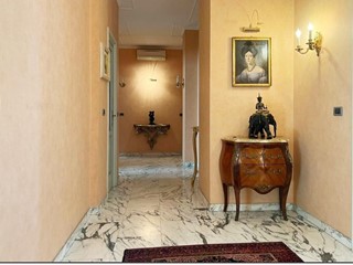 Appartamento in Affitto a Torino, 2'300€, 200 m², arredato