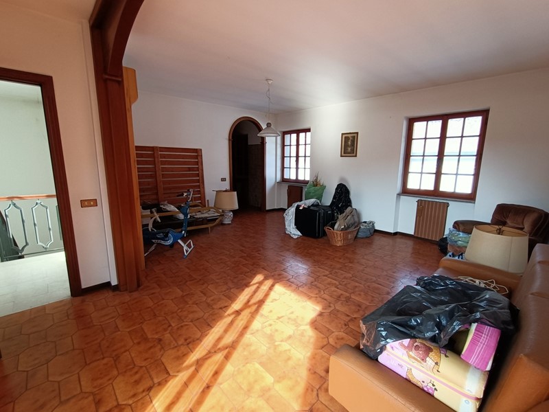 Quadrilocale in Vendita a Borgonovo Val Tidone, 95'000&euro;, 120 m²