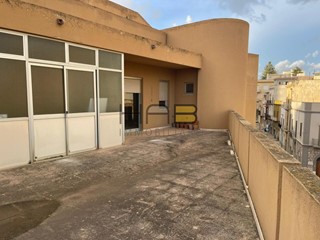 Quadrilocale in Vendita a Trapani, 108'000€, 165 m²