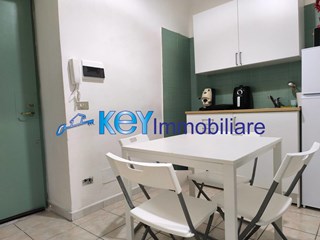 Monolocale in Vendita a Pozzuoli, zona VIA ROMA 80078, 70'000&euro;, 30 m²