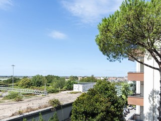 Appartamento in Vendita a Santa Maria Capua Vetere, 135'000&euro;, 170 m²