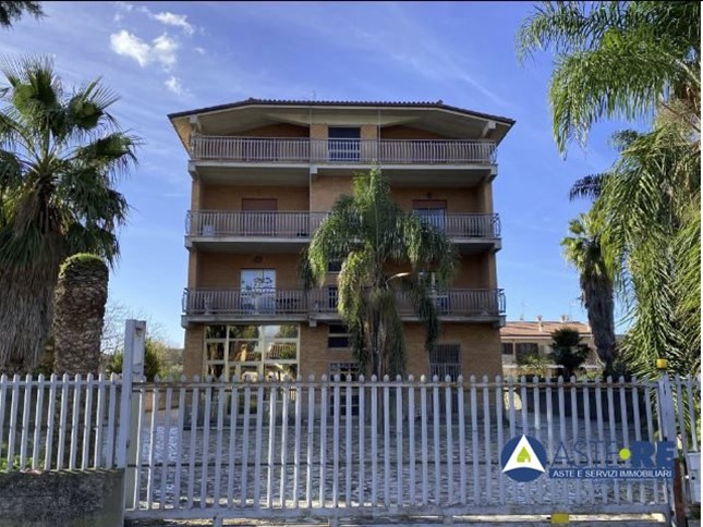 Appartamento in Vendita a Aprilia, 138'451&euro;, 224 m²
