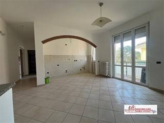 Trilocale in Vendita a Magenta, 119'000&euro;, 90 m²