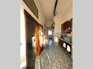 Quadrilocale in Vendita a Afragola, 50'000&euro;, 180 m²