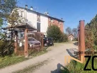 Quadrilocale in Vendita a Medicina, 60'750&euro;, 110 m²