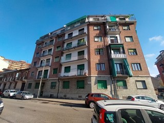 Trilocale in Vendita a Torino, 66'000€, 66 m²