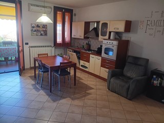 Trilocale in Vendita a Pontedera, 145'000&euro;, 74 m², arredato