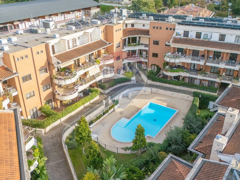 Trilocale in Vendita a Roma, 459'000€, 98 m²