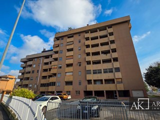 Trilocale in Vendita a Novara, 129'000€, 95 m²