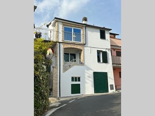 Quadrilocale in Vendita a San Bartolomeo al Mare, 279'000&euro;, 90 m²