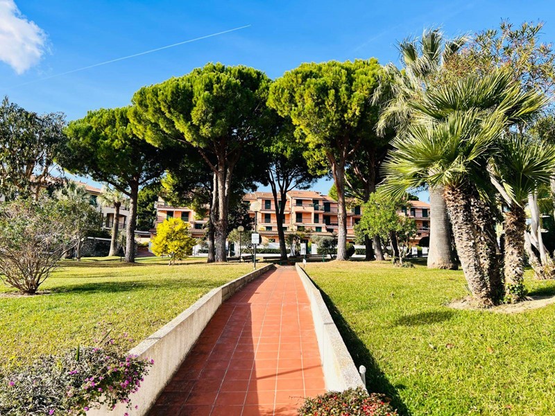 Trilocale in Vendita a Diano Marina, 340'000&euro;, 71 m²