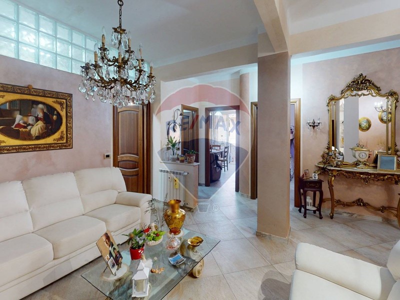 Trilocale in Vendita a Campomorone, 140'000&euro;, 110 m²