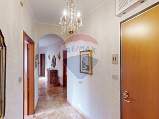 Appartamento in Vendita a Genova, 149'000€, 108 m²