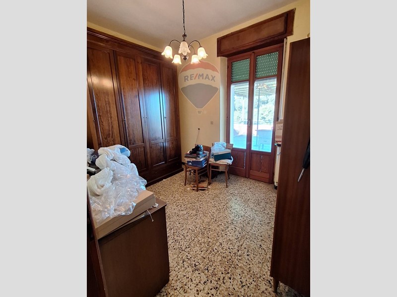 Casa Semi Indipendente in Vendita a Mombaruzzo, 280'000&euro;, 569 m²