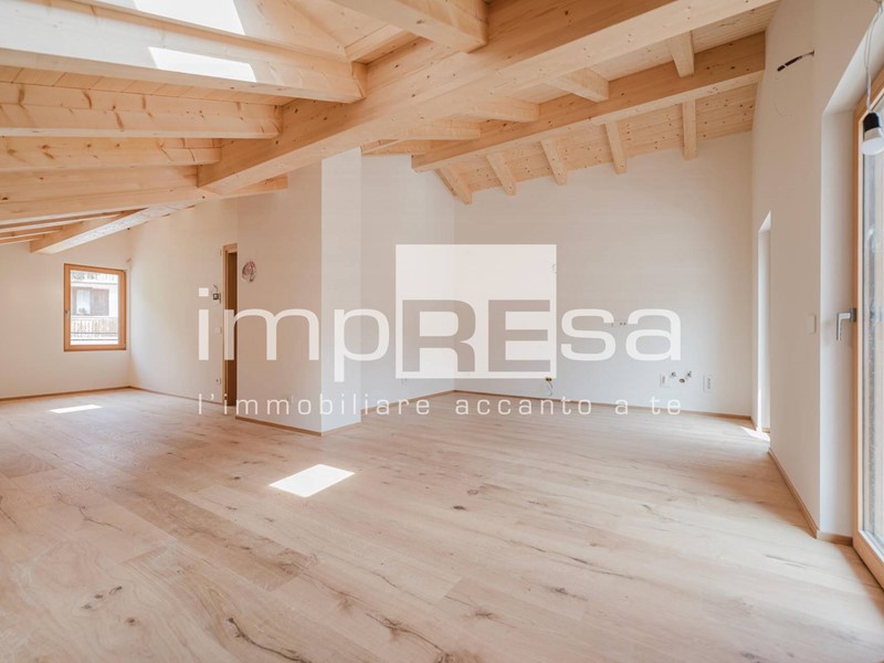 Quadrilocale in Vendita a Val di Zoldo, 620'000&euro;, 124 m²