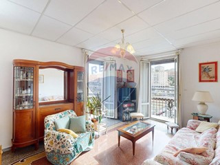 Quadrilocale in Vendita a Genova, 219'000€, 130 m²