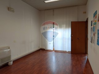 Bilocale in Vendita a Sant'Agata li Battiati, 105'000€, 60 m²