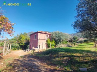 Casa Indipendente in Vendita a Marcellina, 79'000&euro;, 50 m²