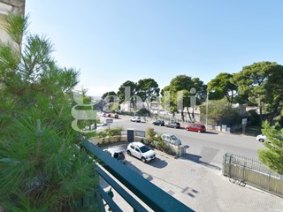 Negozio in Vendita a Sassari, 390'000&euro;, 312 m², arredato