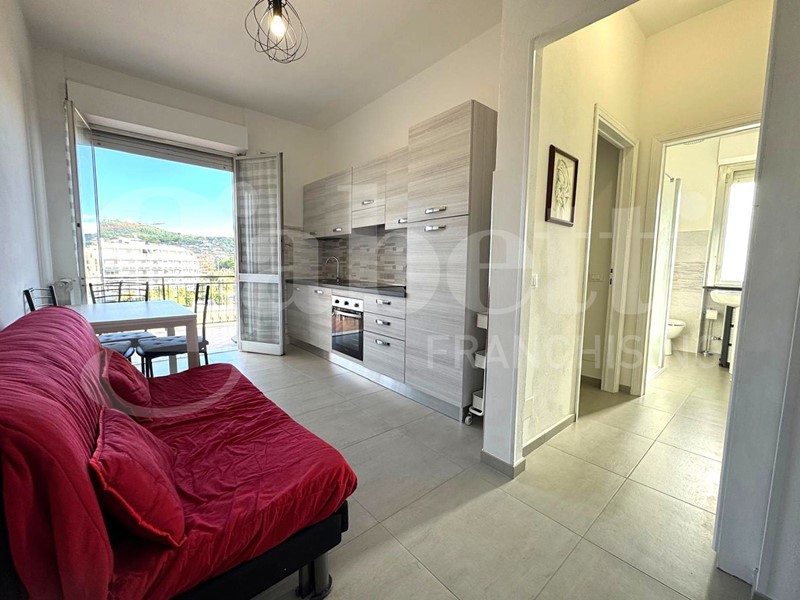 Bilocale in Vendita a Andora, 175'000&euro;, 45 m², arredato