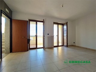 Trilocale in Vendita a Casamassima, 128'000&euro;, 70 m²