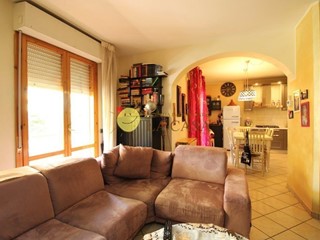 Quadrilocale in Vendita a Figline e Incisa Valdarno, zona Incisa, 185'000&euro;, 90 m², con Box