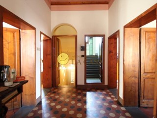 Quadrilocale in Vendita a Reggello, zona Vaggio, 139'000&euro;, 90 m²